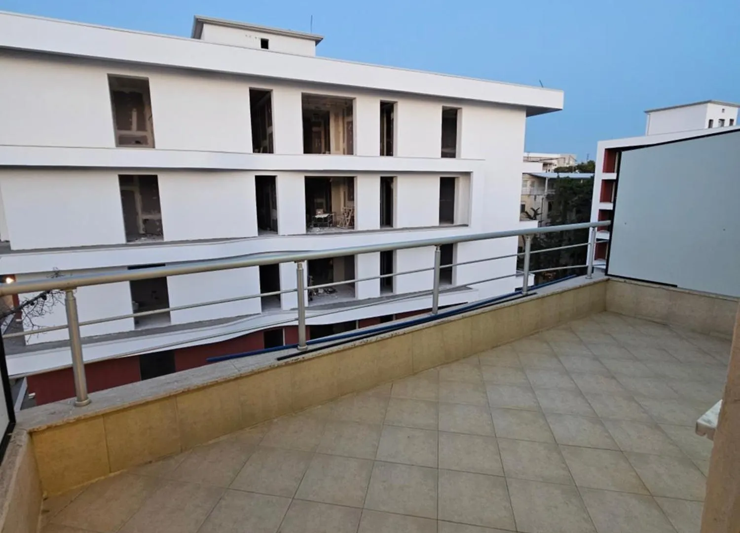 Evelin Apartments Golem